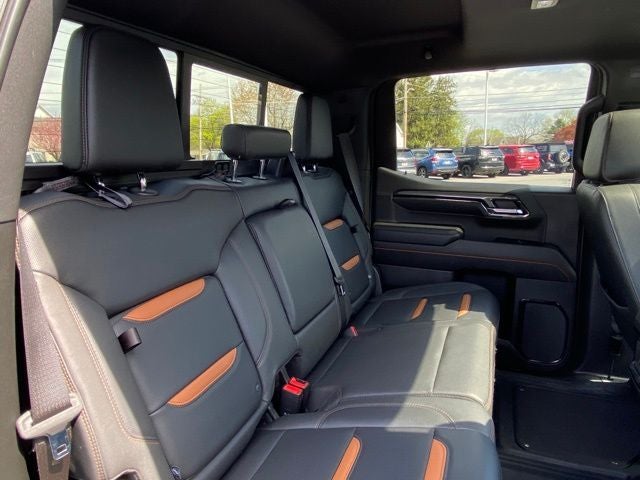 2023 GMC Sierra 1500 4WD Crew Cab Short Box AT4