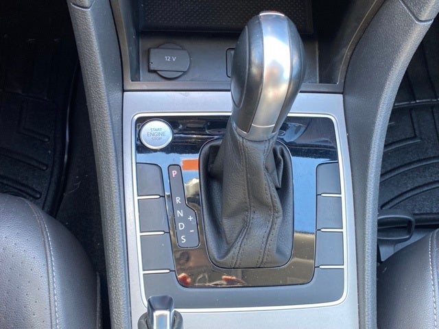 2020 Volkswagen Passat 2.0T R-Line