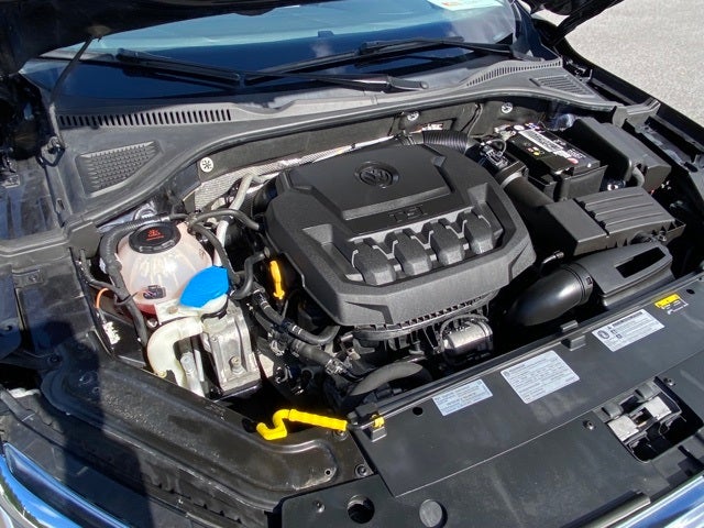 2020 Volkswagen Passat 2.0T R-Line