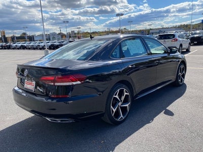 2020 Volkswagen Passat 2.0T R-Line
