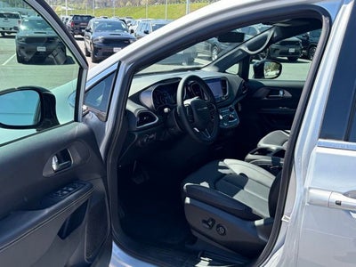 2026 Chrysler Voyager VOYAGER LX