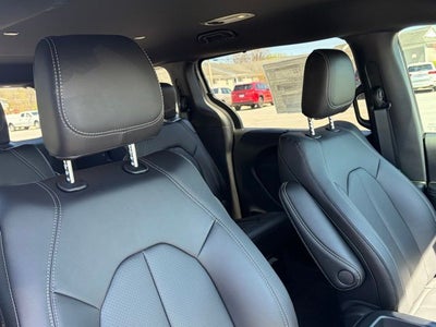 2026 Chrysler Voyager VOYAGER LX