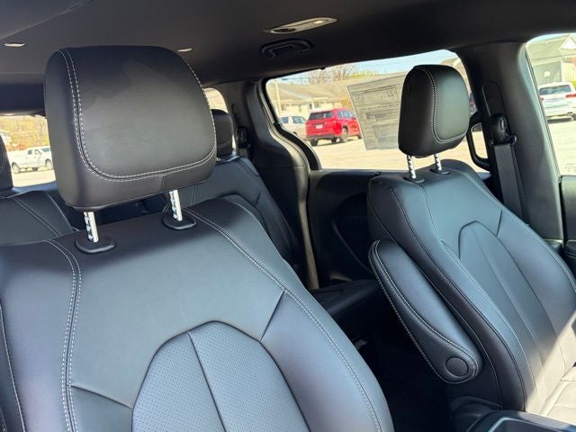 2026 Chrysler Voyager VOYAGER LX