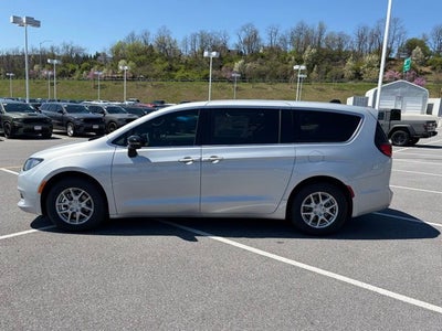 2026 Chrysler Voyager VOYAGER LX