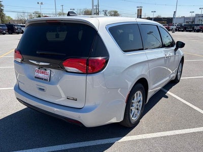 2026 Chrysler Voyager VOYAGER LX