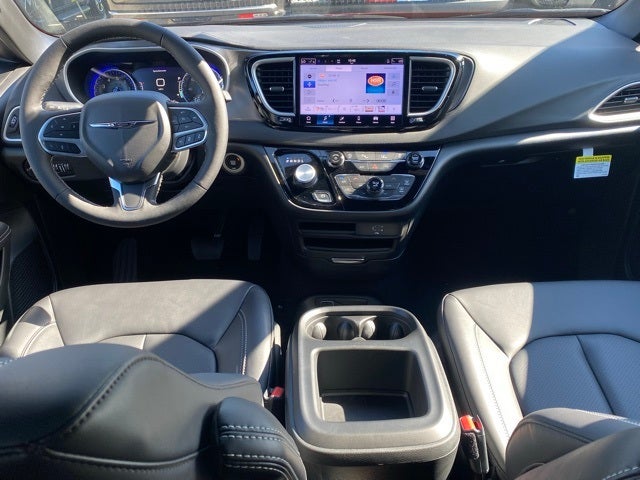 2026 Chrysler Voyager VOYAGER LX