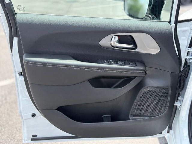 2027 Chrysler Pacifica PACIFICA LX