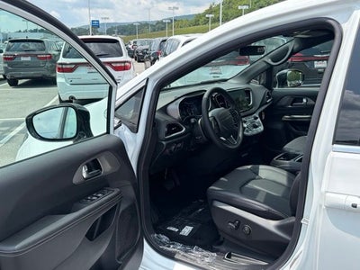 2027 Chrysler Pacifica PACIFICA LX
