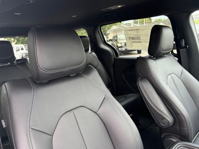 2027 Chrysler Pacifica PACIFICA LX