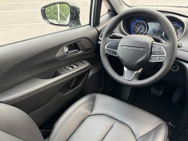 2027 Chrysler Pacifica PACIFICA LX