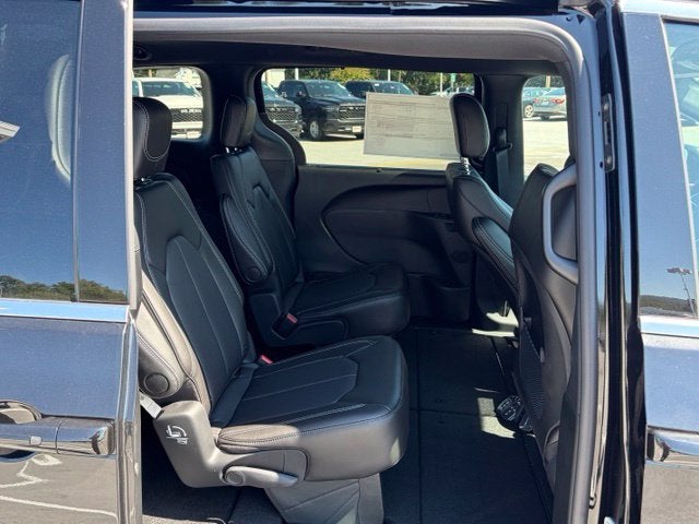 2027 Chrysler Pacifica PACIFICA LX