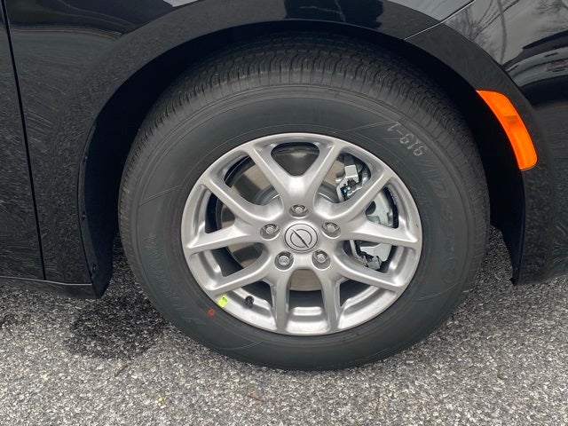 2026 Chrysler Voyager VOYAGER LX