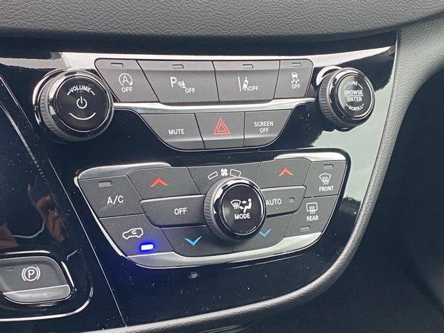 2026 Chrysler Voyager VOYAGER LX