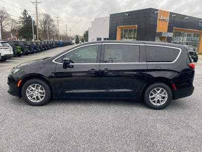 2026 Chrysler Voyager VOYAGER LX