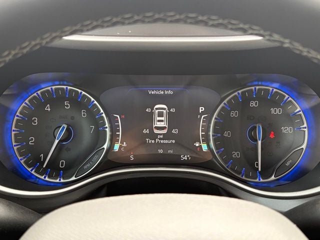 2026 Chrysler Voyager VOYAGER LX