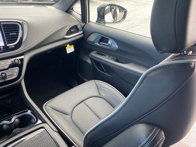 2026 Chrysler Pacifica PACIFICA LIMITED