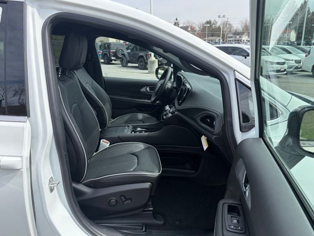 2026 Chrysler Pacifica PACIFICA LIMITED