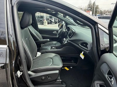 2026 Chrysler Pacifica PACIFICA LIMITED