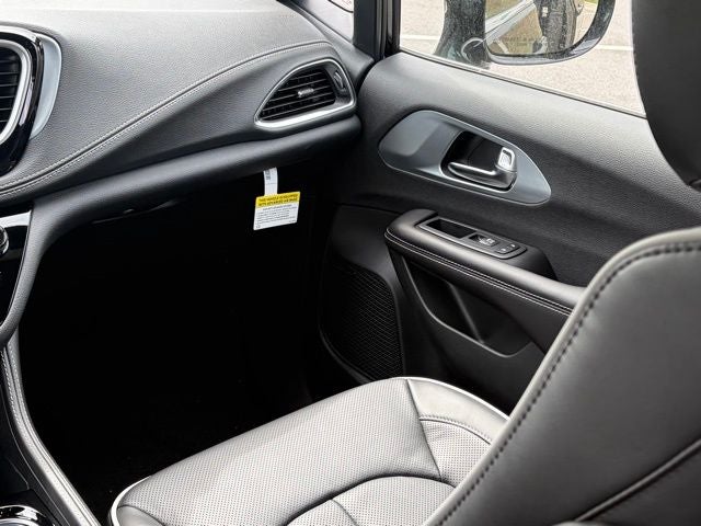 2026 Chrysler Pacifica PACIFICA LIMITED