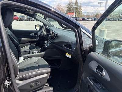 2026 Chrysler Pacifica PACIFICA LIMITED