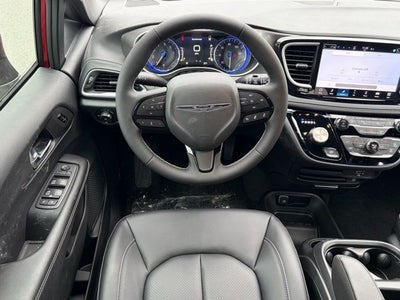 2026 Chrysler Pacifica PACIFICA SELECT AWD