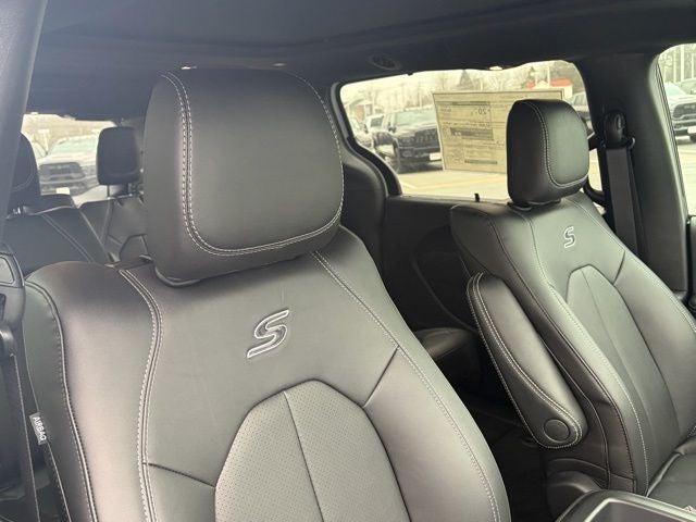 2026 Chrysler Pacifica PACIFICA SELECT AWD