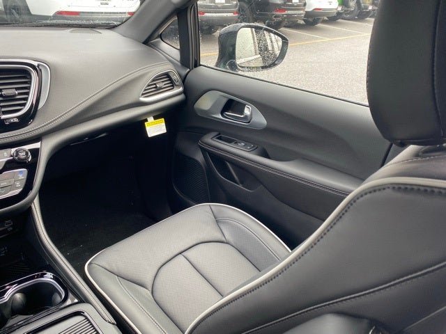 2026 Chrysler Pacifica PACIFICA LIMITED AWD