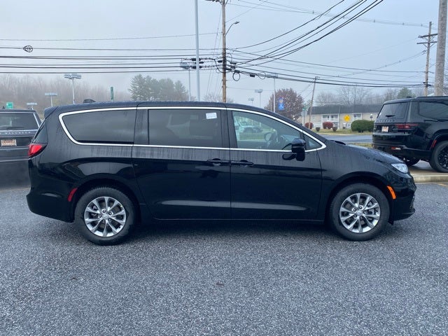 2026 Chrysler Pacifica PACIFICA LIMITED AWD