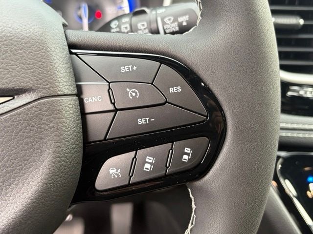 2027 Chrysler Pacifica PACIFICA LIMITED AWD