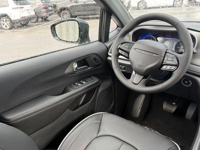 2027 Chrysler Pacifica PACIFICA LIMITED AWD
