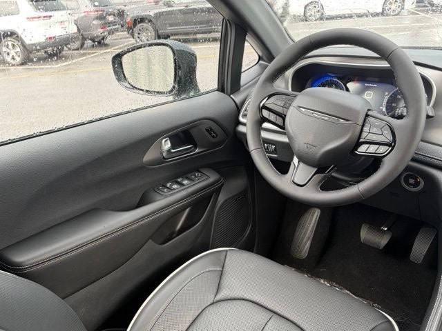 2027 Chrysler Pacifica PACIFICA LIMITED AWD