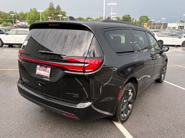 2027 Chrysler Pacifica PACIFICA LIMITED AWD