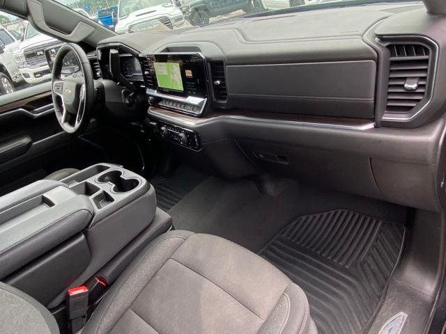 2024 Chevrolet Silverado 1500 4WD Crew Cab Short Bed LT