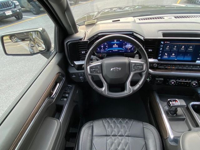 2023 Chevrolet Silverado 1500 4WD Crew Cab Short Bed RST