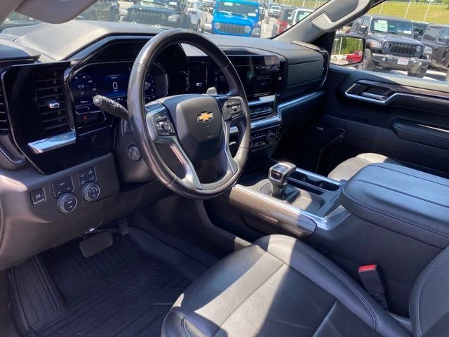 2023 Chevrolet Silverado 1500 4WD Crew Cab Short Bed LTZ