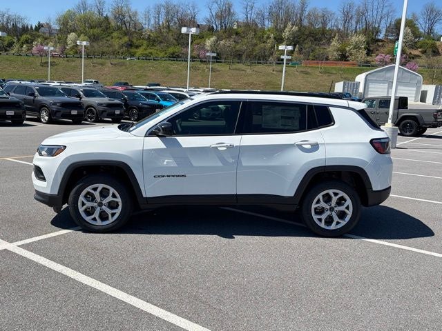 2026 Jeep Compass COMPASS LATITUDE 4X4