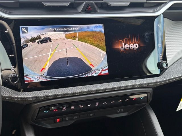 2026 Jeep Cherokee CHEROKEE LAREDO 4X4