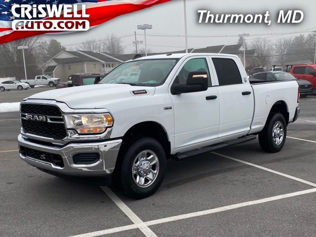 2024 RAM 3500 Tradesman Crew Cab 4x4 6'4' Box
