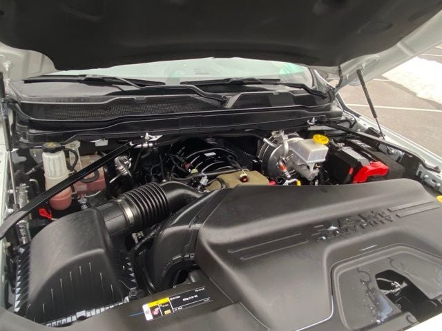 2024 RAM 3500 Tradesman Crew Cab 4x4 6'4' Box