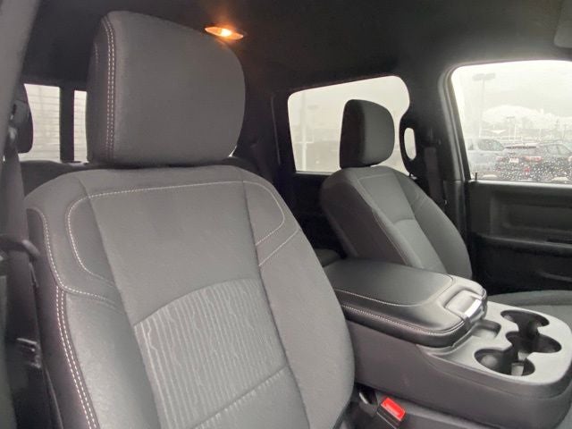 2024 RAM 3500 Tradesman Crew Cab 4x4 6'4' Box