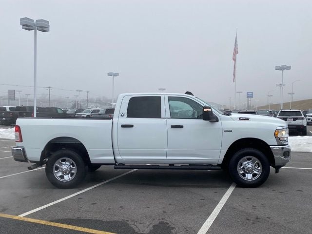2024 RAM 3500 Tradesman Crew Cab 4x4 6'4' Box