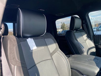 2026 RAM Ram 3500 RAM 3500 LARAMIE CREW CAB 4X4 6'4' BOX