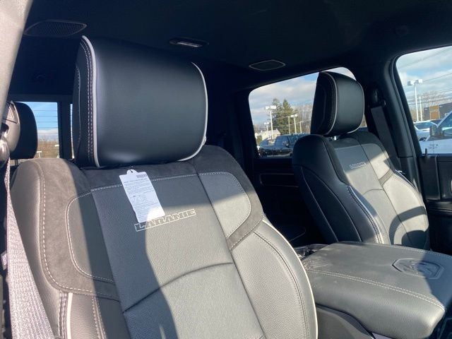 2026 RAM Ram 3500 RAM 3500 LARAMIE CREW CAB 4X4 6'4' BOX