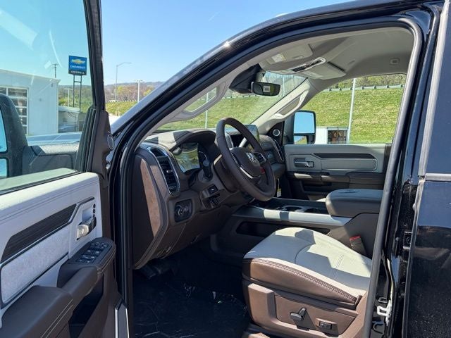 2026 RAM Ram 3500 RAM 3500 LARAMIE CREW CAB 4X4 6'4' BOX