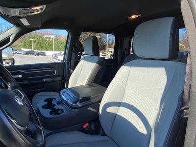 2024 RAM 3500 Big Horn Crew Cab 4x4 8' Box