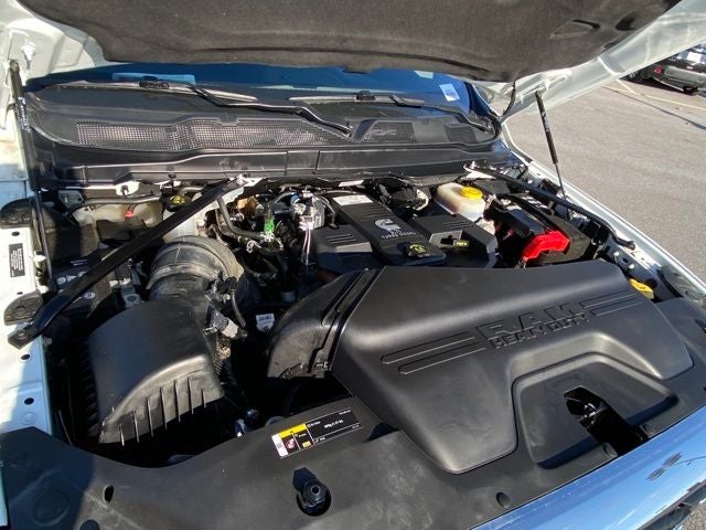 2024 RAM 3500 Big Horn Crew Cab 4x4 8' Box