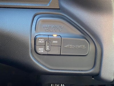 2024 RAM 3500 Big Horn Crew Cab 4x4 8' Box