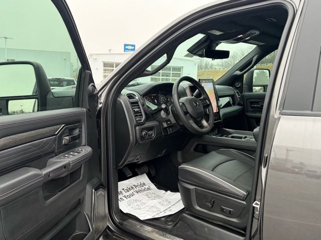 2026 RAM Ram 3500 RAM 3500 LIMITED MEGA CAB 4X4 6'4' BOX