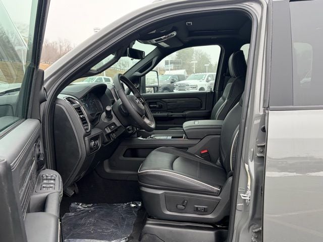 2026 RAM Ram 3500 RAM 3500 LIMITED MEGA CAB 4X4 6'4' BOX