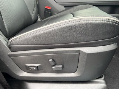 2026 RAM Ram 3500 RAM 3500 LIMITED MEGA CAB 4X4 6'4' BOX